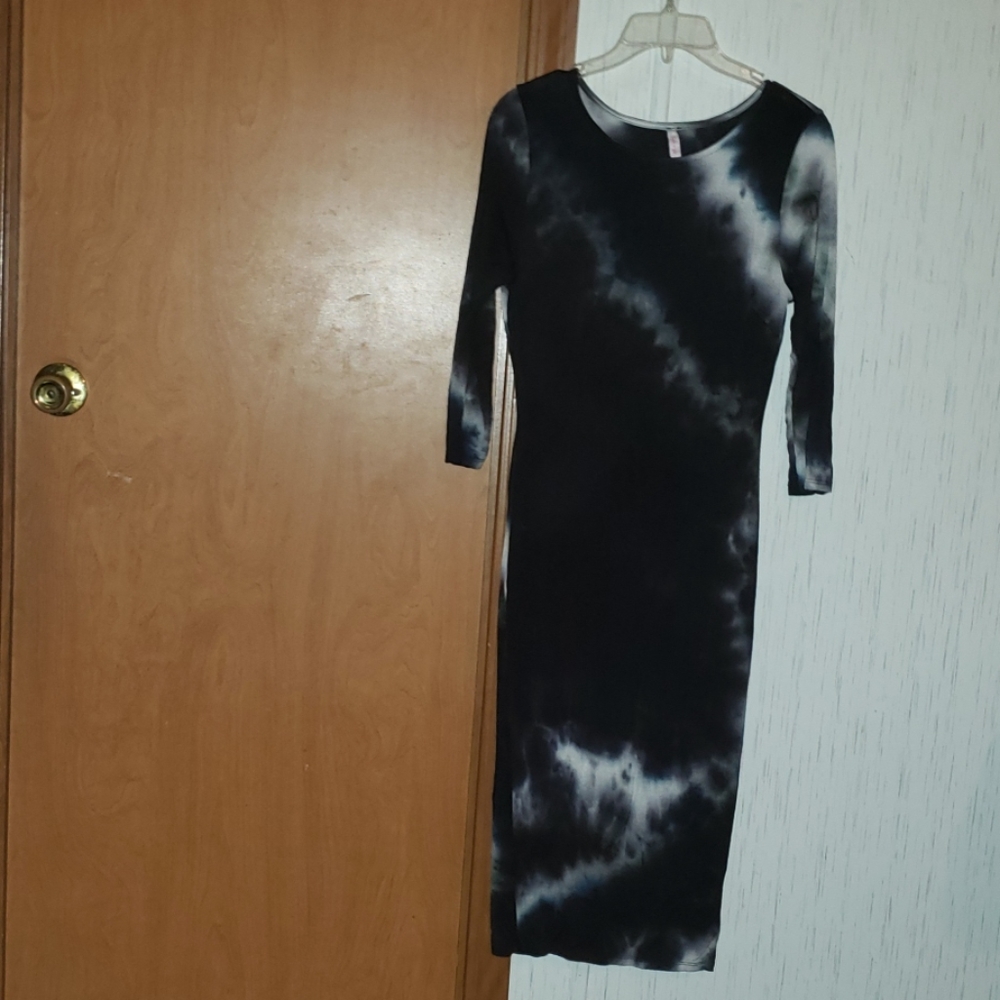 Black and white dress